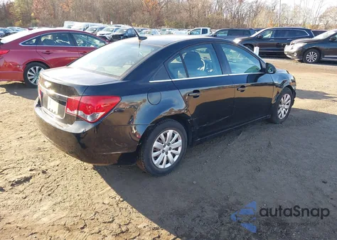 2011 Chevrolet Cruze Ls z USA, uszkodzony, nr VIN 1G1PC5SH9B7239670